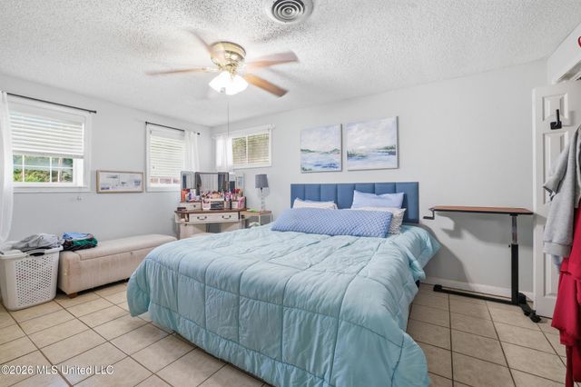 2128 Ames Street, Biloxi, MS 39531