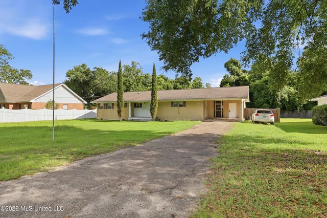 2128 Ames Street, Biloxi, MS 39531