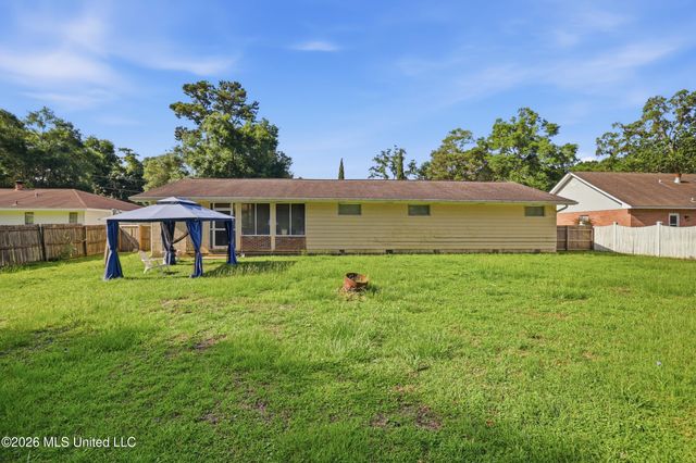 2128 Ames Street, Biloxi, MS 39531