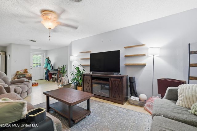 2128 Ames Street, Biloxi, MS 39531