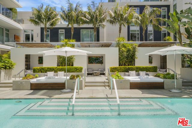 9000 W 3rd Street 204, Los Angeles, CA 90048