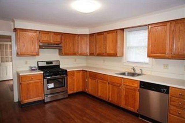 61 Dudley Street 61, Arlington, MA 02476