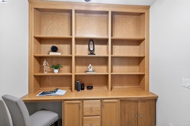 5679 Leitrim Way, Antioch, CA 94531