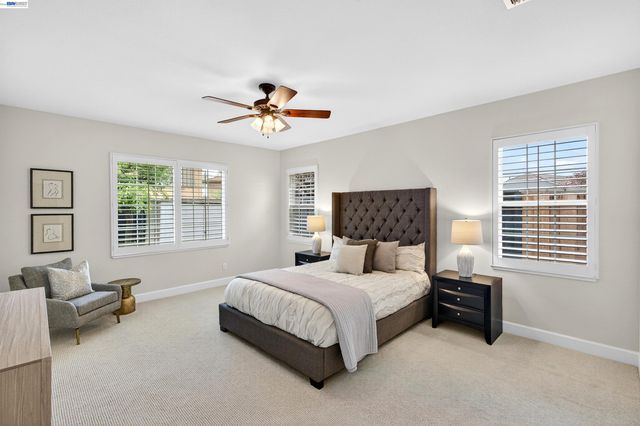 5679 Leitrim Way, Antioch, CA 94531