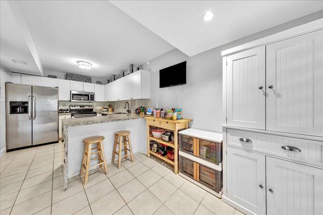 8715 Cleary Boulevard, Plantation, FL 33324