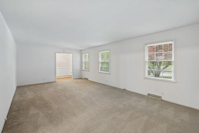 1343 Whiteaker Springs Rd, Cookeville, TN 38506