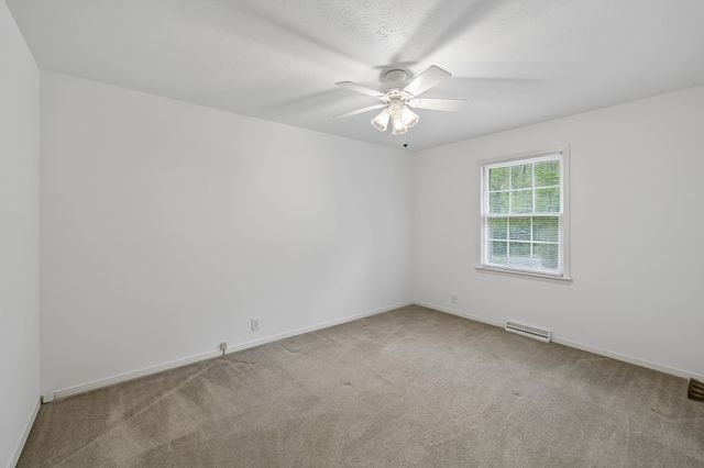 1343 Whiteaker Springs Rd, Cookeville, TN 38506