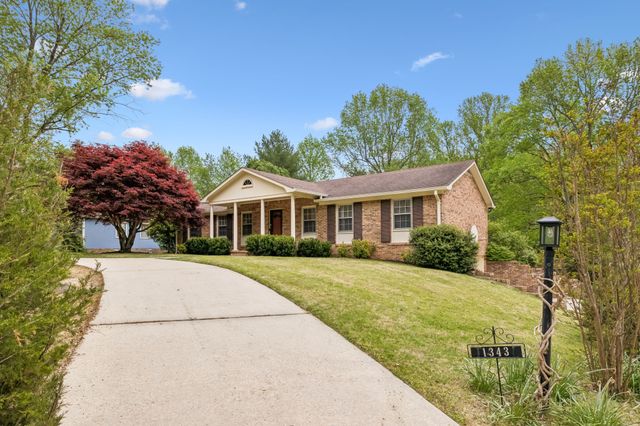 1343 Whiteaker Springs Rd, Cookeville, TN 38506