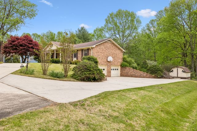 1343 Whiteaker Springs Rd, Cookeville, TN 38506
