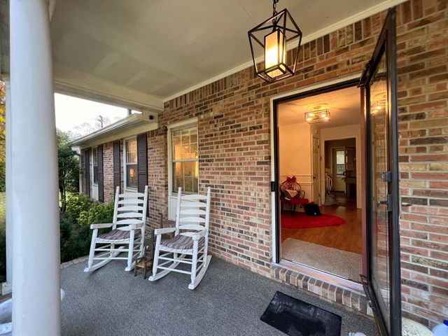 1343 Whiteaker Springs Rd, Cookeville, TN 38506