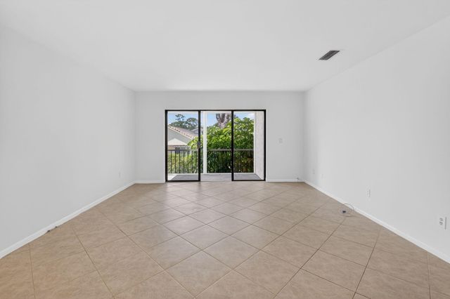 21691 Cypress Road 16b, Boca Raton, FL 33433