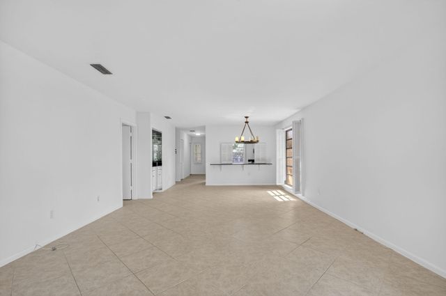 21691 Cypress Road 16b, Boca Raton, FL 33433