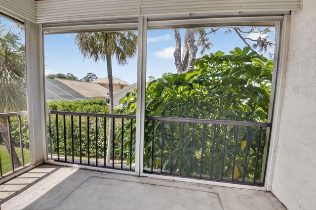 21691 Cypress Road 16b, Boca Raton, FL 33433