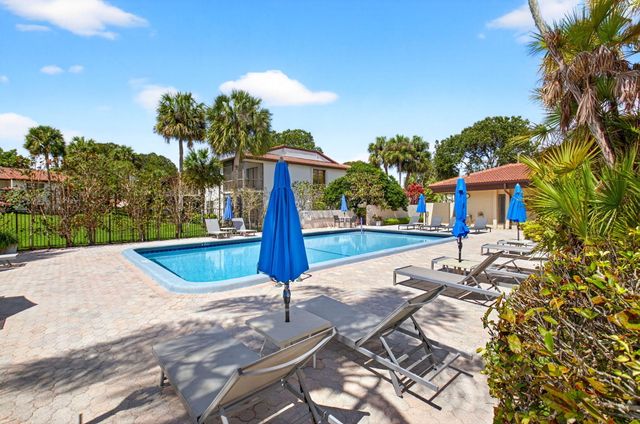 21691 Cypress Road 16b, Boca Raton, FL 33433