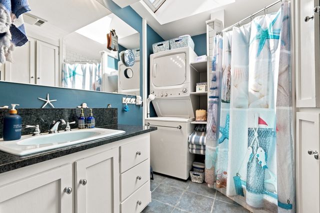 58 Cape Cod Avenue, Plymouth, MA 02360