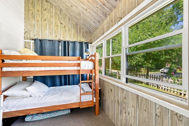 58 Cape Cod Avenue, Plymouth, MA 02360