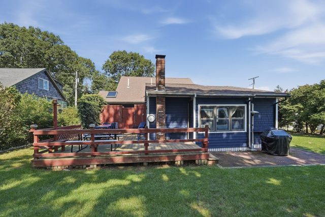 58 Cape Cod Avenue, Plymouth, MA 02360