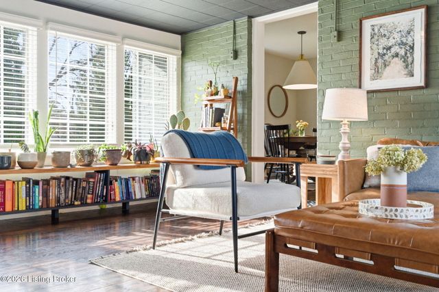 501 Brookview Rd, Louisville, KY 40207