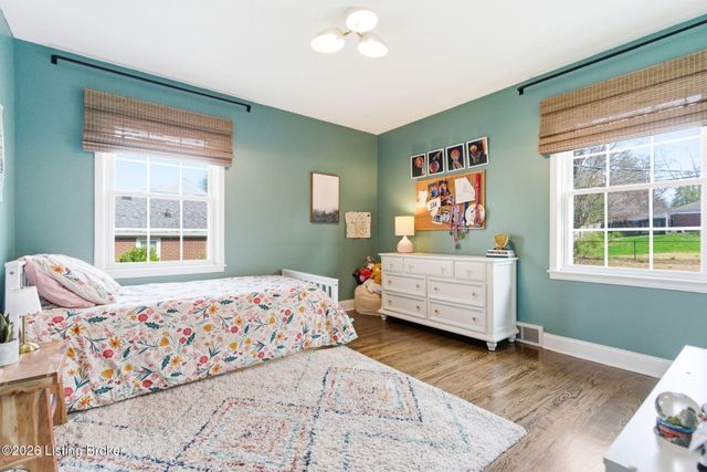 501 Brookview Rd, Louisville, KY 40207