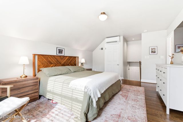 501 Brookview Rd, Louisville, KY 40207