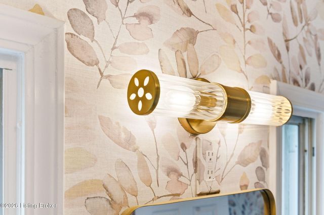 501 Brookview Rd, Louisville, KY 40207