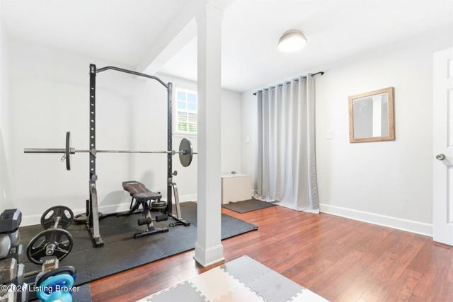 501 Brookview Rd, Louisville, KY 40207