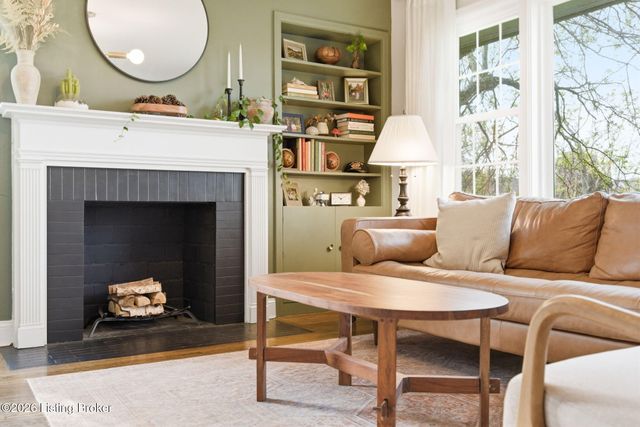 501 Brookview Rd, Louisville, KY 40207