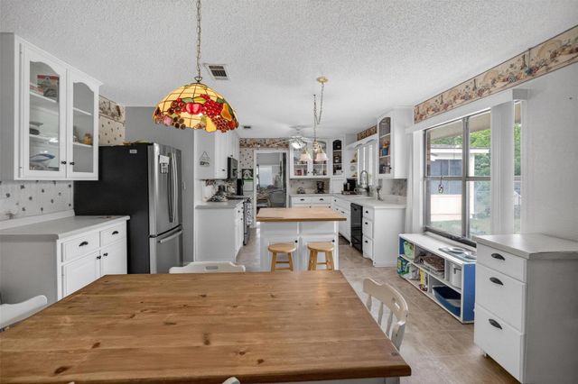 224 Billo Court, Weatherford, TX 76087