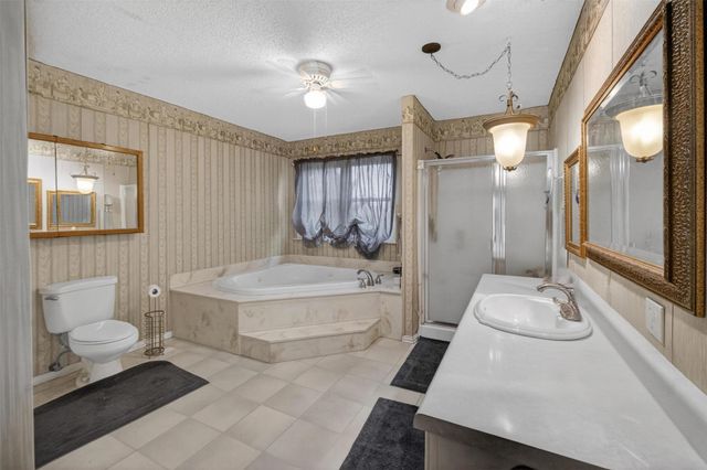 224 Billo Court, Weatherford, TX 76087