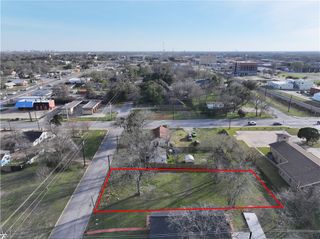 806 North Washington Avenue, Bryan, TX 77803