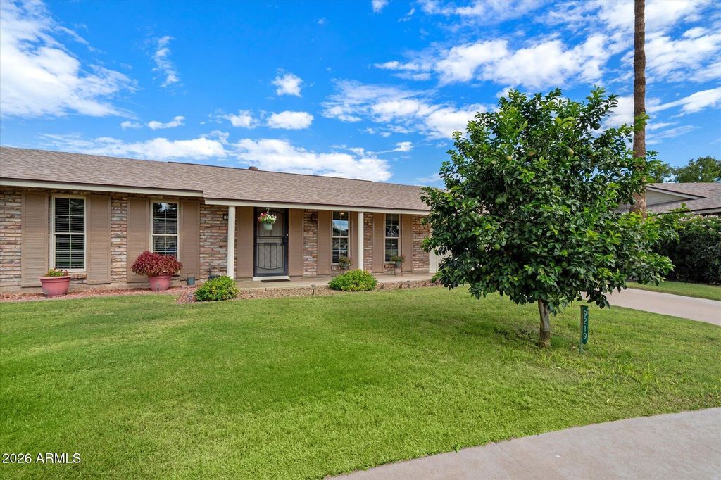 9219 N 107TH Drive, Sun City, AZ 85351 — photo 2