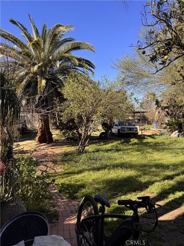 6085 Bain, Jurupa Valley, CA 91752