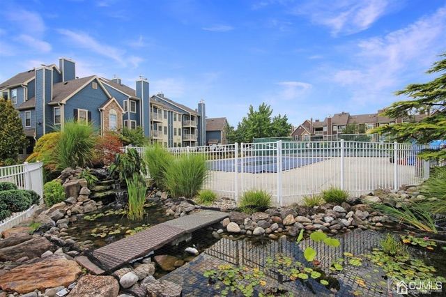 263 Crosspointe Drive, East Brunswick, NJ 08816