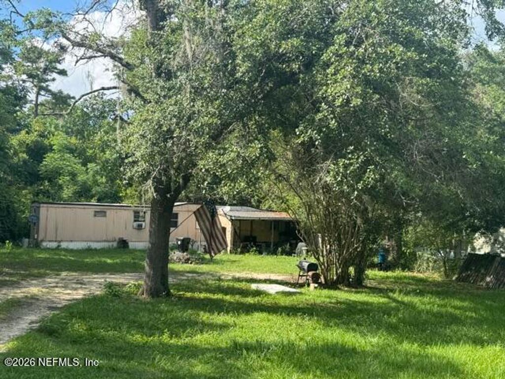 830 JOHNS Avenue, Orange Park, FL 32065