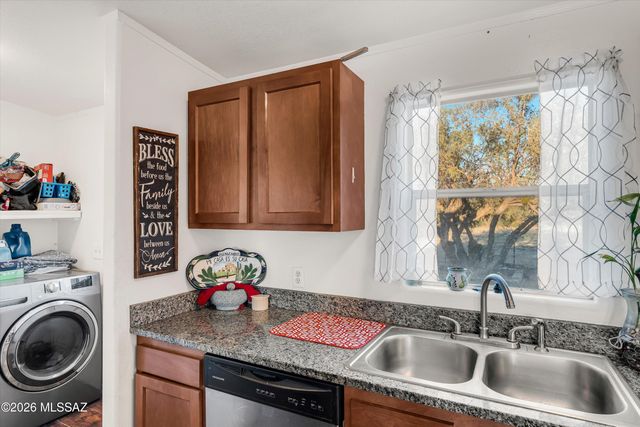 7731 N Steele Drive, Tucson, AZ 85743