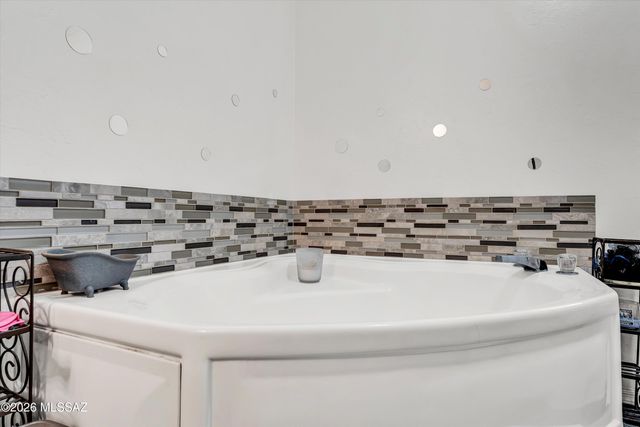 7731 N Steele Drive, Tucson, AZ 85743