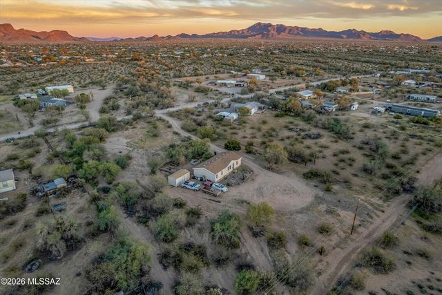 7731 N Steele Drive, Tucson, AZ 85743