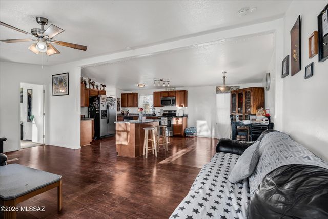 7731 N Steele Drive, Tucson, AZ 85743