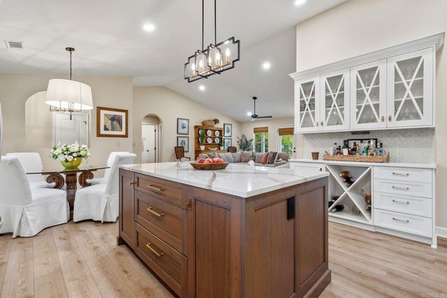 56 Mano Way, Hot Springs, AR 71909