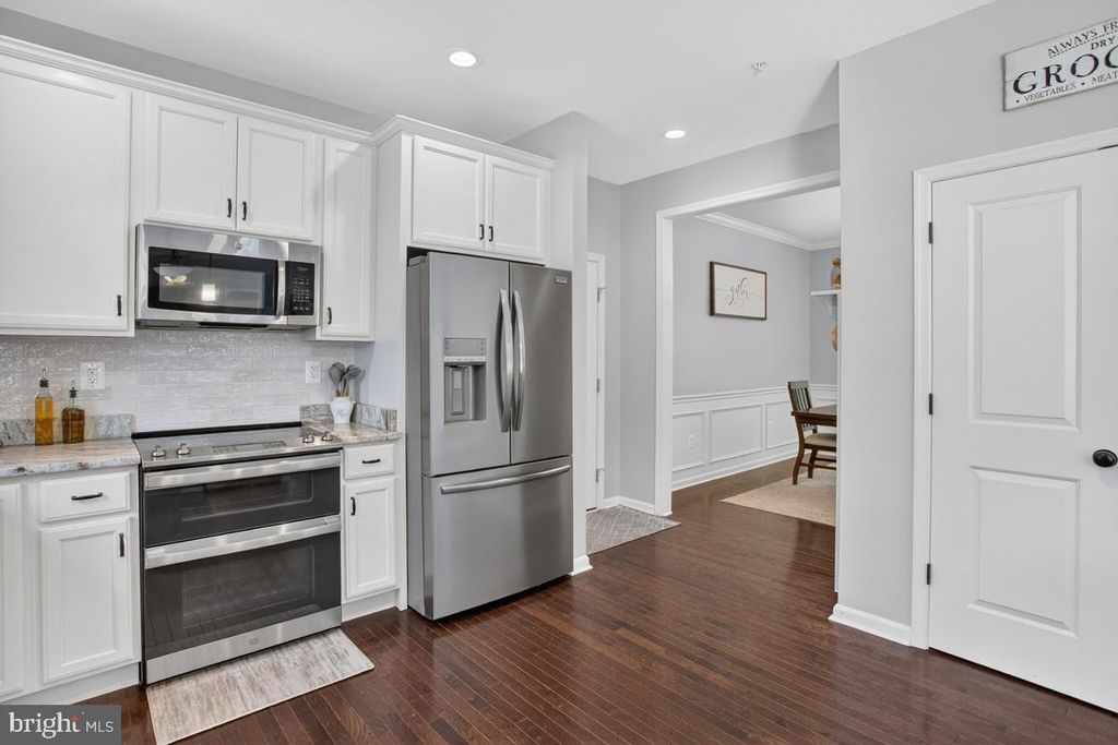 Image 13 of property listing at 3135 LEOLA HELEN WAY, Huntingtown, MD 20639