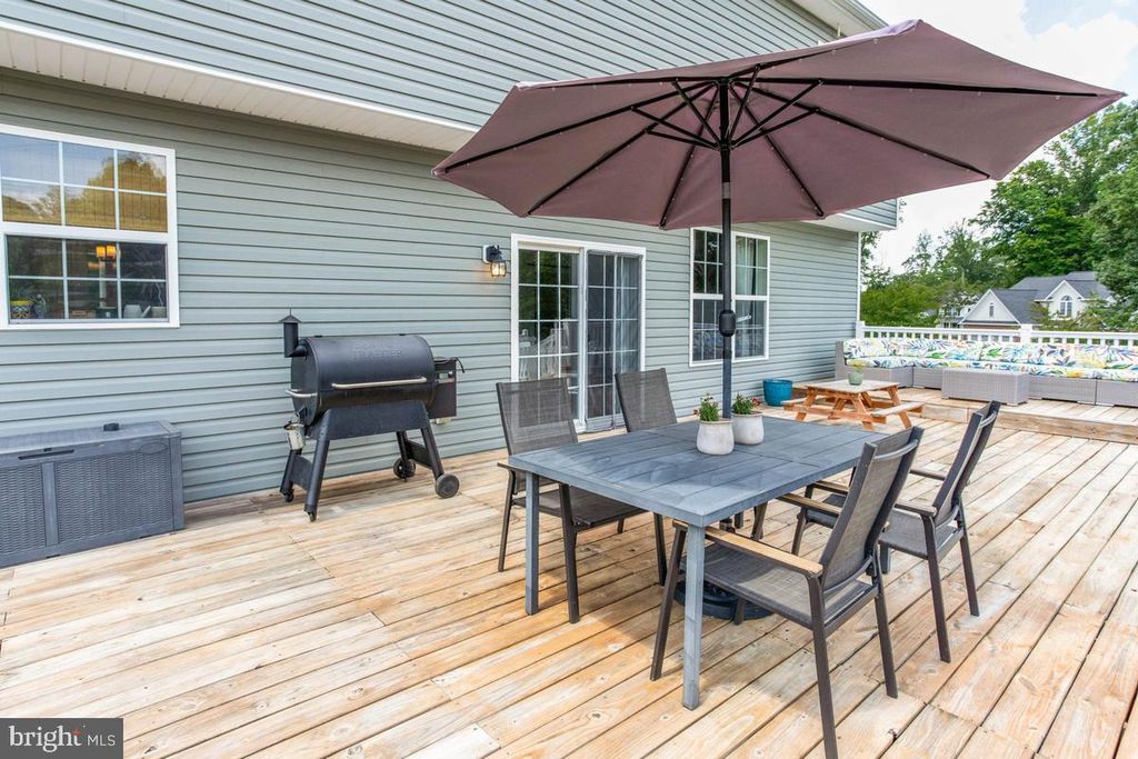 Image 18 of property listing at 3135 LEOLA HELEN WAY, Huntingtown, MD 20639