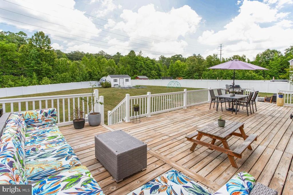 Image 19 of property listing at 3135 LEOLA HELEN WAY, Huntingtown, MD 20639