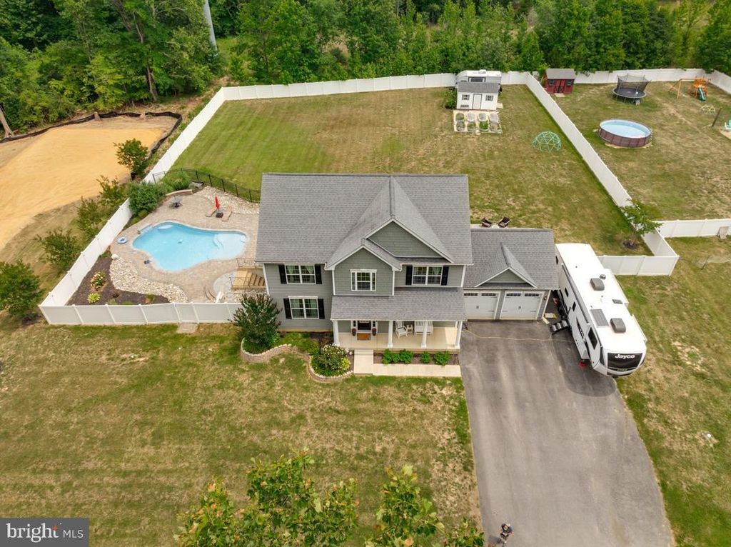 Image 52 of property listing at 3135 LEOLA HELEN WAY, Huntingtown, MD 20639