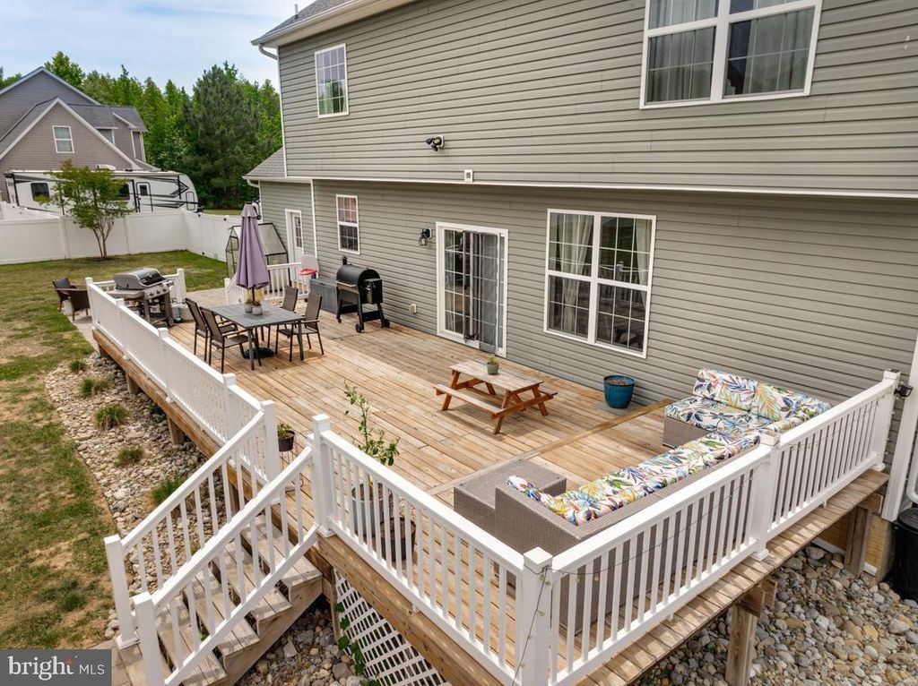 Image 54 of property listing at 3135 LEOLA HELEN WAY, Huntingtown, MD 20639