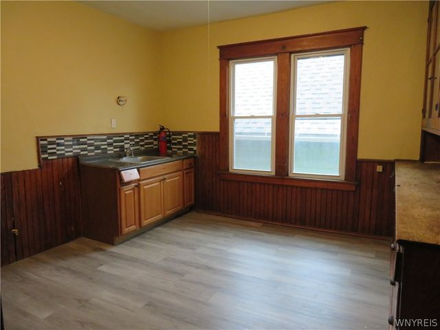 23 Knoerl Avenue, Buffalo, NY 14210