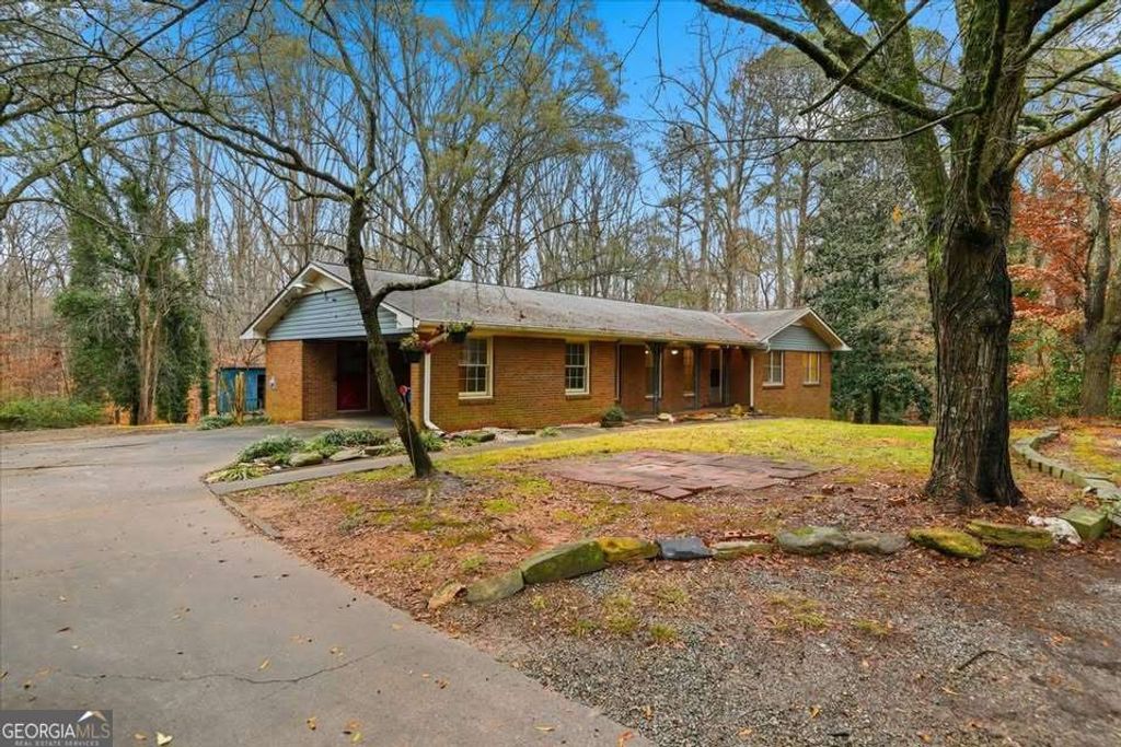 8435 Campbellton Fai Road, Fairburn, GA 30213