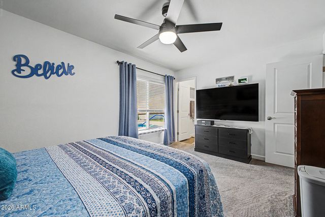 2203 W EL Moro Avenue, Mesa, AZ 85202