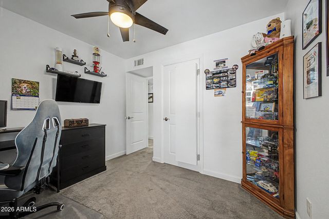 2203 W EL Moro Avenue, Mesa, AZ 85202