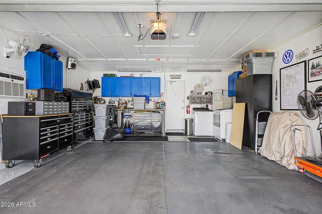 2203 W EL Moro Avenue, Mesa, AZ 85202