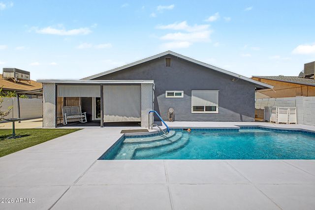 2203 W EL Moro Avenue, Mesa, AZ 85202
